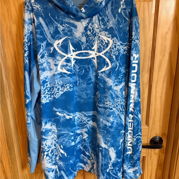 Under Armour Blue and White Performance Shirt - Picture 1 of 3